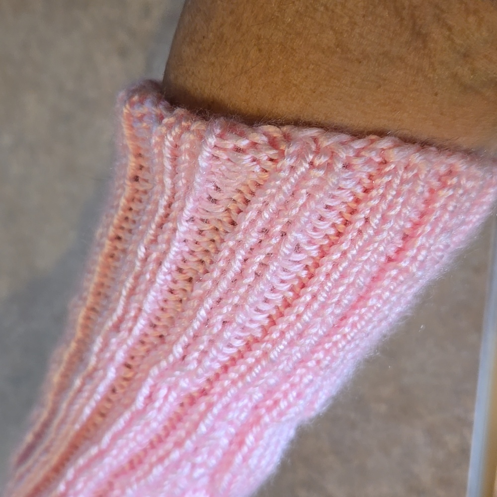 Hand-Knit Pink Fingerless Arm Sleeves - Picture 5 of 5